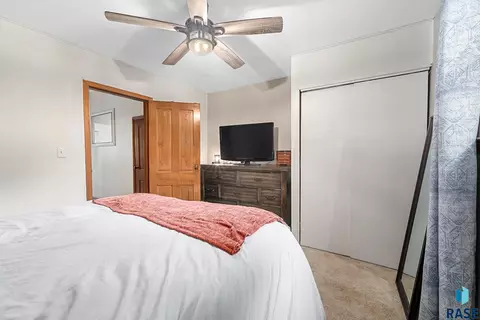 812 E 10th St, Dell Rapids, SD 57022 photo 26