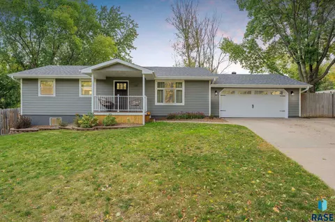 210 Douglas Blvd, Baltic, SD 57003 photo 34
