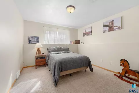1300 E 68th St N, Sioux Falls, SD 57104 photo 20