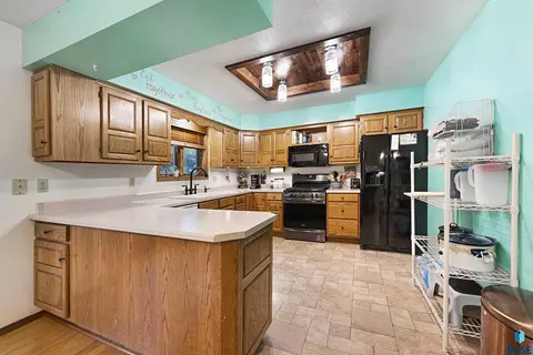 320 Lisa Cir, Tea, SD 57064 photo 10