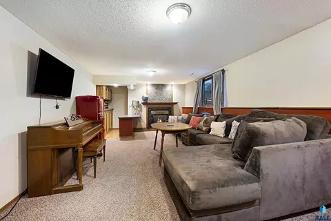 320 Lisa Cir, Tea, SD 57064 photo 23