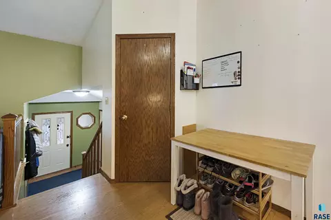 320 Lisa Cir, Tea, SD 57064 photo 4