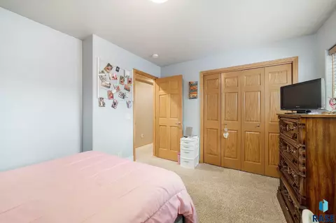 1905 S Kinderhook Ave, Sioux Falls, SD 57106 photo 23