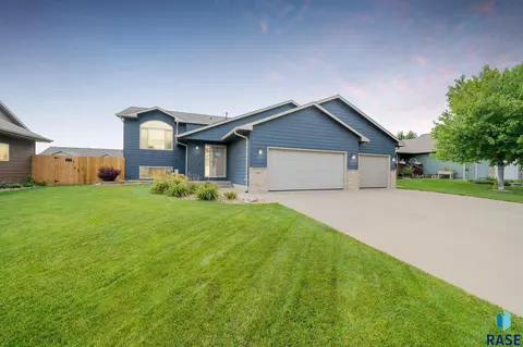 1905 S Kinderhook Ave, Sioux Falls, SD 57106 photo 29