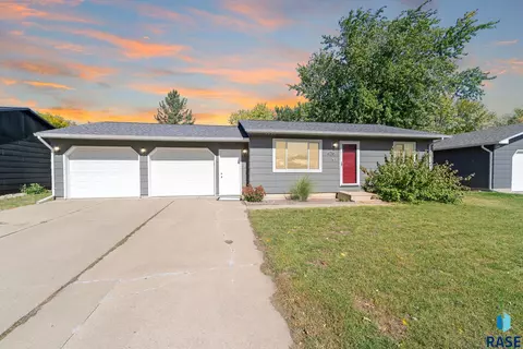 6216 W 59th St, Sioux Falls, SD 57106