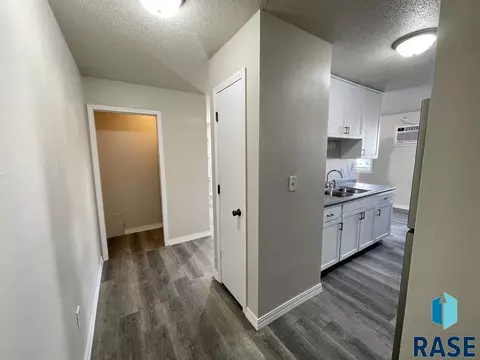 400 E 5th St, Colton, SD 57018 photo 14