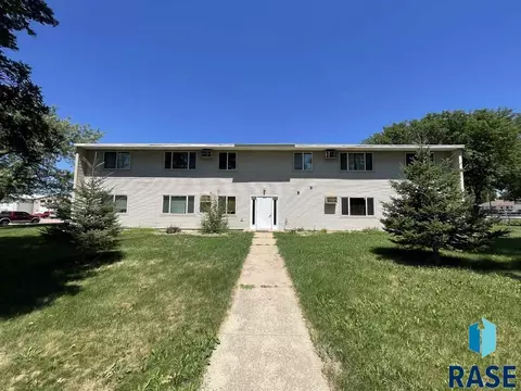 400 E 5th St, Colton, SD 57018 photo 1