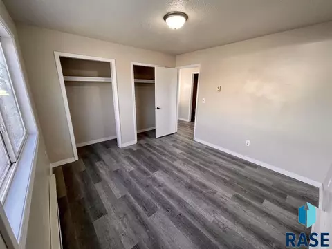 400 E 5th St, Colton, SD 57018 photo 13