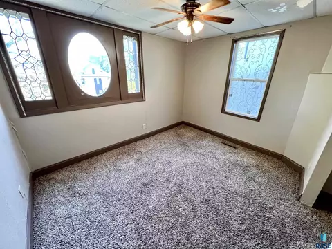 331 N Spring Ave, Sioux Falls, SD 57104 photo 23