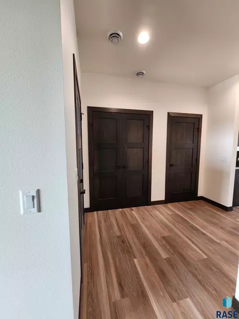 5008 E 65th St, Sioux Falls, SD 57108 photo 3