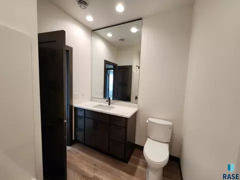 5008 E 65th St, Sioux Falls, SD 57108 photo 8