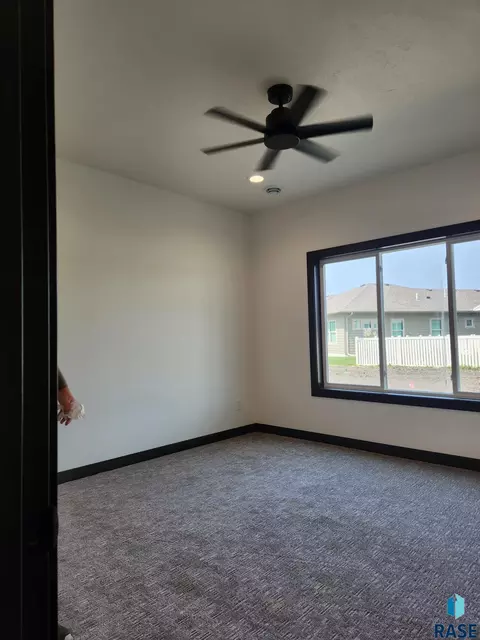 5008 E 65th St, Sioux Falls, SD 57108 photo 15