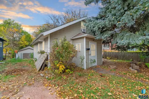 1107 N Main Ave, Sioux Falls, SD 57104
