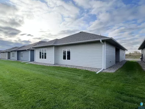 5416 E 65th St, Sioux Falls, SD 57108 photo 19