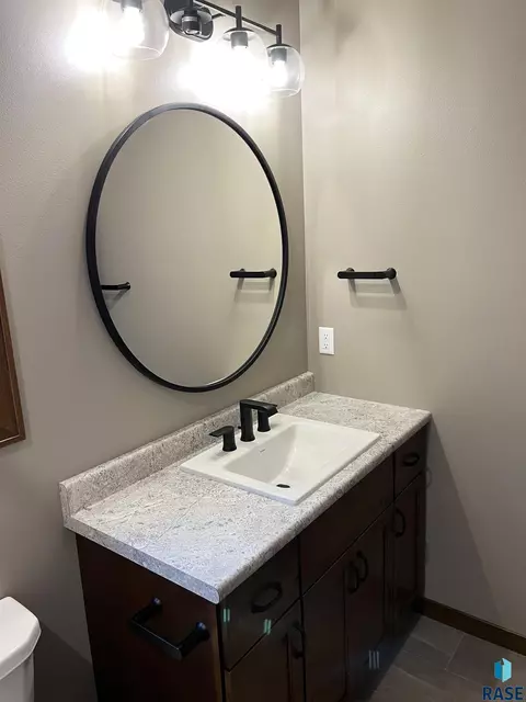 5416 E 65th St, Sioux Falls, SD 57108 photo 12