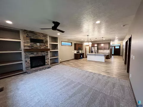 5416 E 65th St, Sioux Falls, SD 57108 photo 7