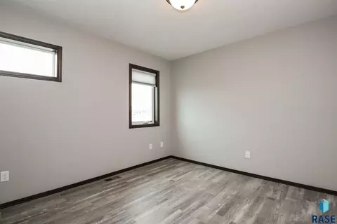 9103 W Gert St, Sioux Falls, SD 57106 photo 18