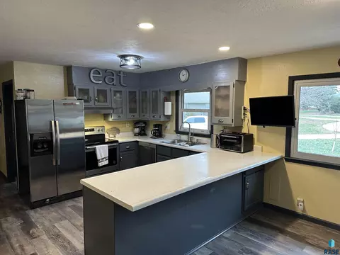 410 Hyden Dr, Alcester, SD 57001 photo 5