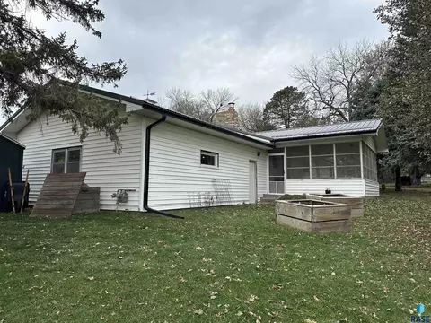 410 Hyden Dr, Alcester, SD 57001 photo 3
