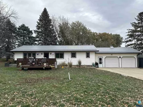 410 Hyden Dr, Alcester, SD 57001 photo 2
