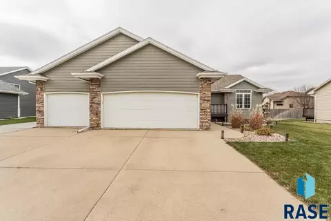 2805 S Princeton Ave, Sioux Falls, SD 57106