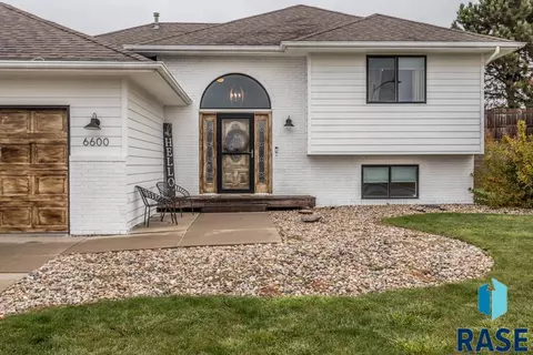 6600 W 61st St, Sioux Falls, SD 57106