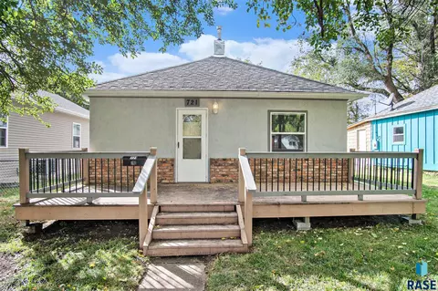 721 N Mable Ave, Sioux Falls, SD 57103
