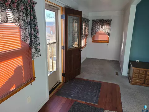 200 W 2nd St, Colton, SD 57018 photo 8