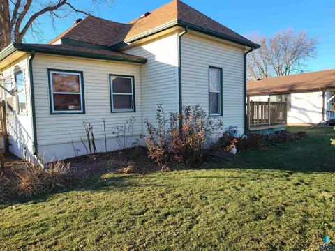 200 W 2nd St, Colton, SD 57018 photo 4