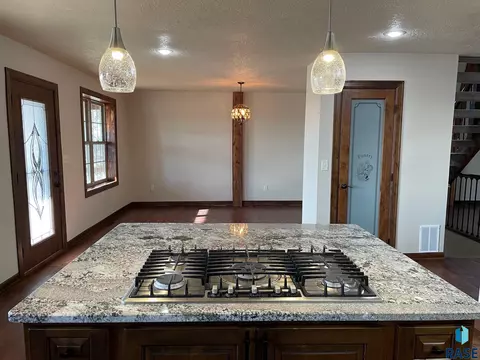 25799 Sandean Dr, Renner, SD 57055 photo 5