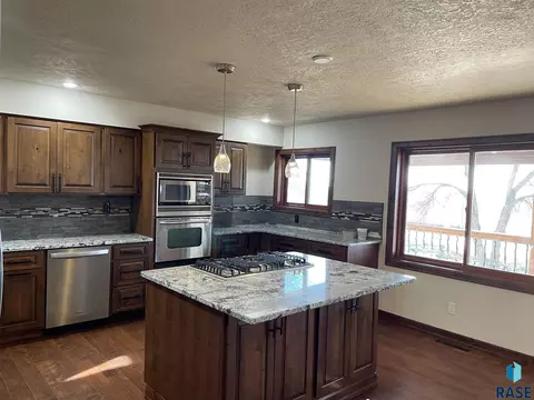 25799 Sandean Dr, Renner, SD 57055 photo 2