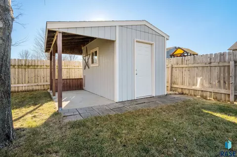 5609 S John Ave, Sioux Falls, SD 57106 photo 20