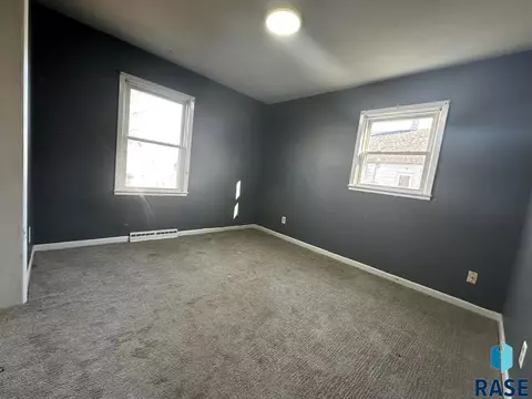 1809 E Austin St, Sioux Falls, SD 57103 photo 8