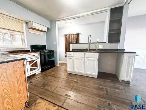 1809 E Austin St, Sioux Falls, SD 57103 photo 6