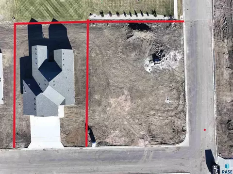 430 E 8th St, Tea, SD 57064 photo 1