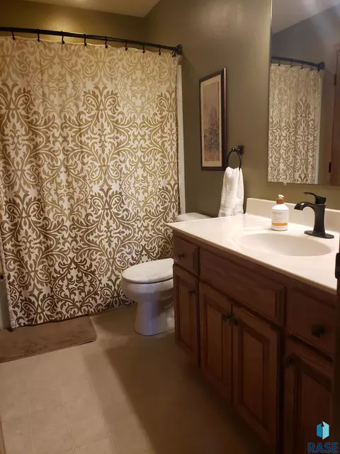 909 Pepper Ridge Rd, Dell Rapids, SD 57022 photo 9