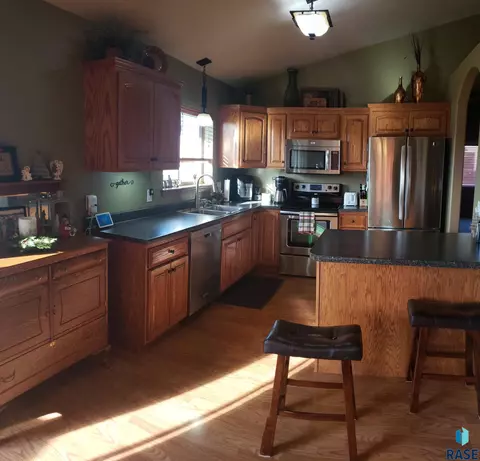909 Pepper Ridge Rd, Dell Rapids, SD 57022 photo 23