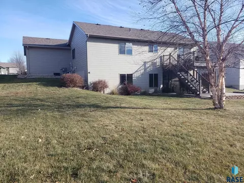 909 Pepper Ridge Rd, Dell Rapids, SD 57022 photo 16