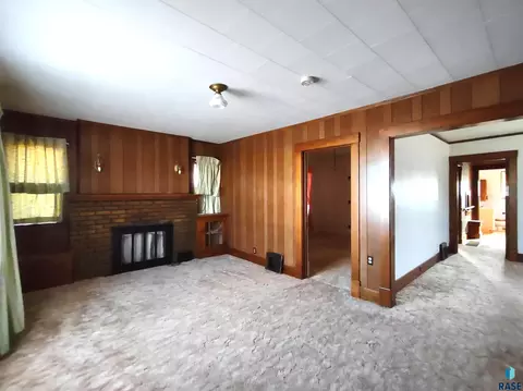 610 E 3rd St, Miller, SD 57362 photo 3