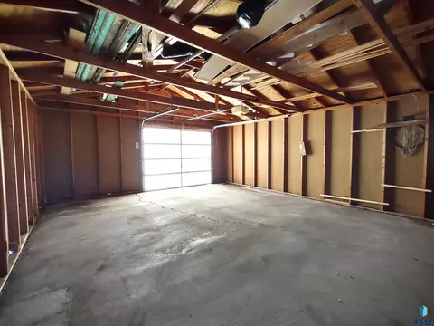 610 E 3rd St, Miller, SD 57362 photo 17