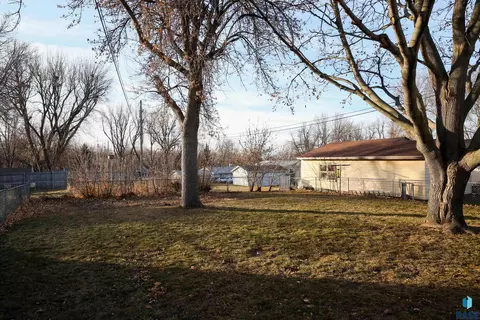 2905 E Prospect St, Sioux Falls, SD 57103 photo 25