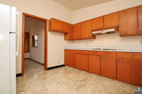 2905 E Prospect St, Sioux Falls, SD 57103 photo 10