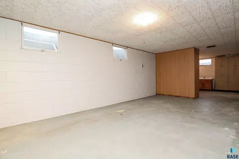 2905 E Prospect St, Sioux Falls, SD 57103 photo 19