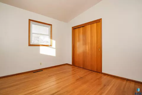 2905 E Prospect St, Sioux Falls, SD 57103 photo 13