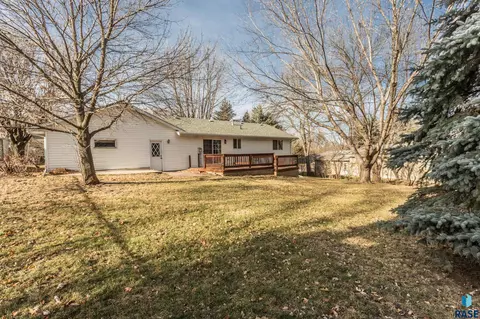 202 Douglas Blvd, Baltic, SD 57003 photo 31