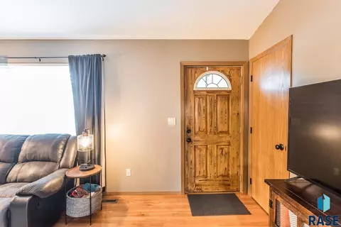 202 Douglas Blvd, Baltic, SD 57003 photo 6