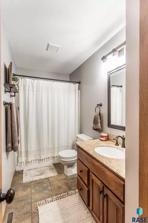202 Douglas Blvd, Baltic, SD 57003 photo 15
