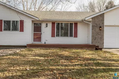 202 Douglas Blvd, Baltic, SD 57003 photo 5