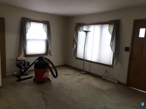 3109 E 22nd St, Sioux Falls, SD 57103 photo 2