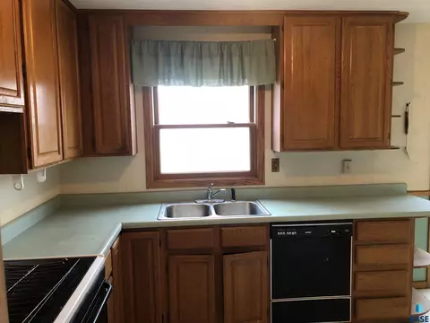 3109 E 22nd St, Sioux Falls, SD 57103 photo 4